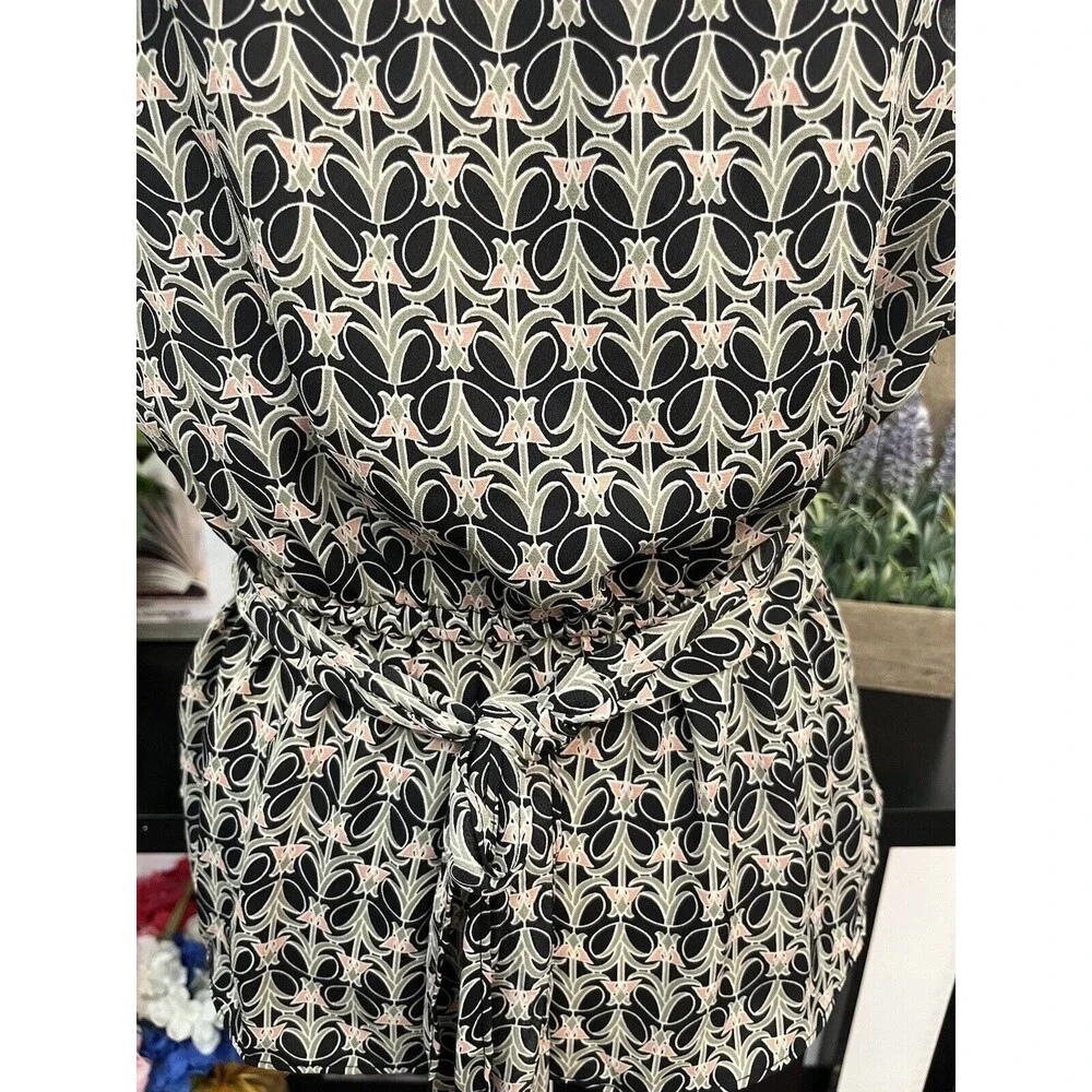 Max Studio Women’s Top Blouse Small Geometric Design Surplice Neck Tie Waist